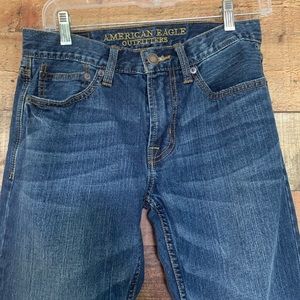 American Eagle original straight jeans, size 28/30